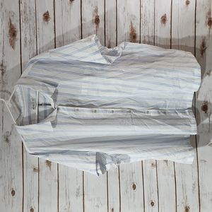 Ava & Viv Button-Down Top ⭐️NWT!⭐️